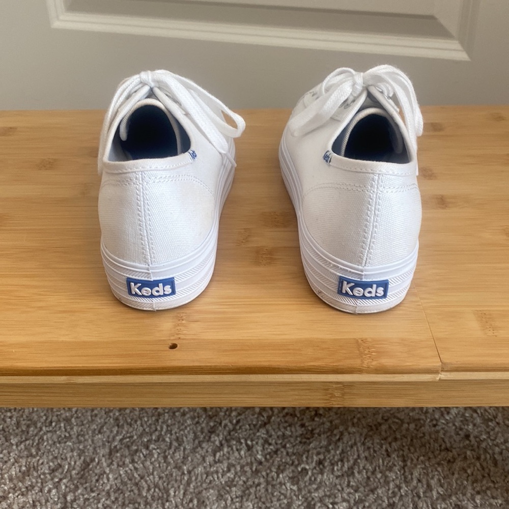 Ked’s Triple Kick White Canvas Sneaker Size 8 - Picture 7 of 15